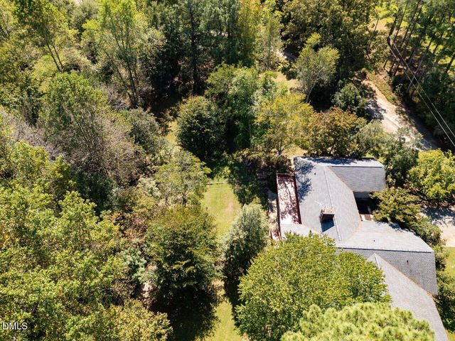 9568 Nc Highway 210, Four Oaks, NC 27524