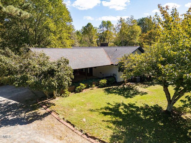9568 Nc Highway 210, Four Oaks, NC 27524