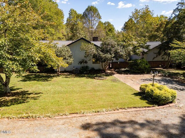 9568 Nc Highway 210, Four Oaks, NC 27524