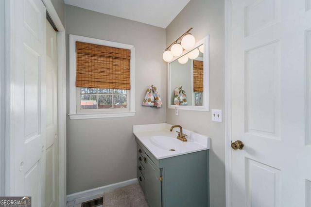 403 Rose Lane, Douglas, GA 31533