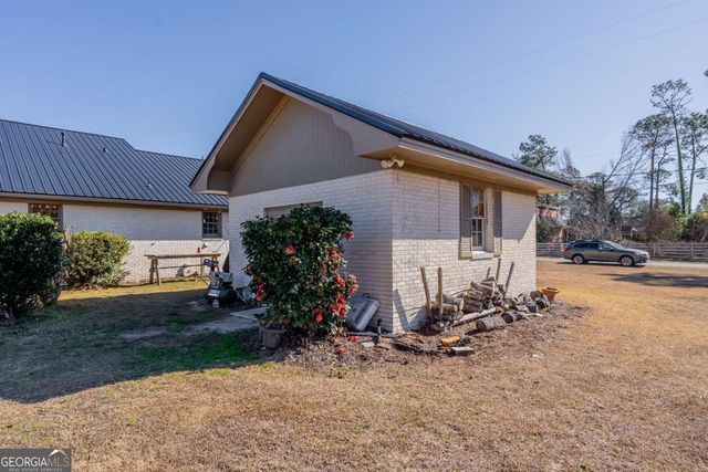 403 Rose Lane, Douglas, GA 31533