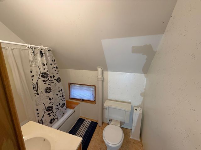 319 4th Street NW, Aitkin, MN 56431