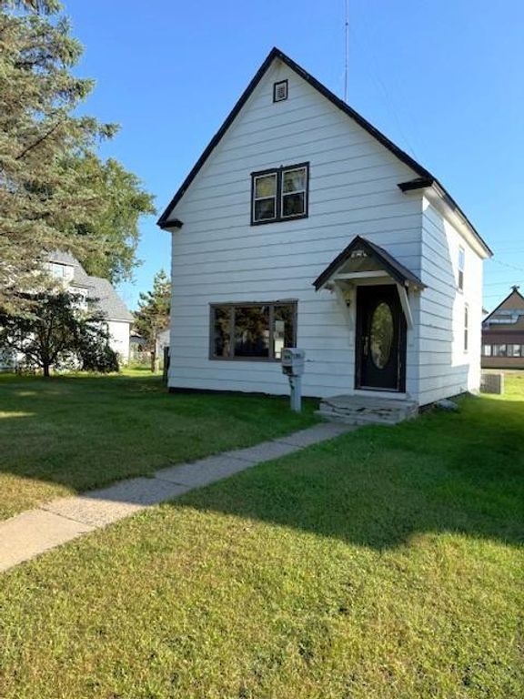319 4th Street NW, Aitkin, MN 56431