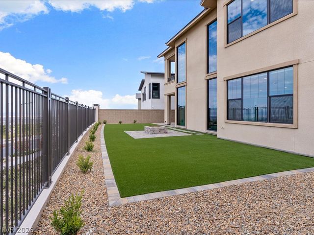 980 Natural Harmony Street, Las Vegas, NV 89138