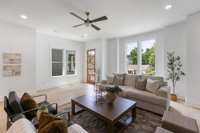 1213 Montgomery Ave, Nashville, TN 37207