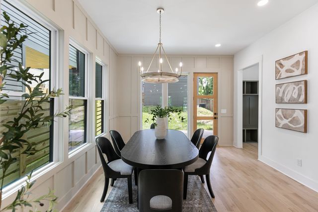 1213 Montgomery Ave, Nashville, TN 37207