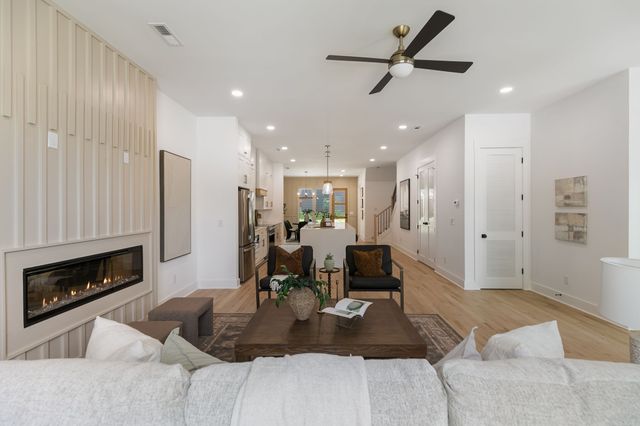 1213 Montgomery Ave, Nashville, TN 37207