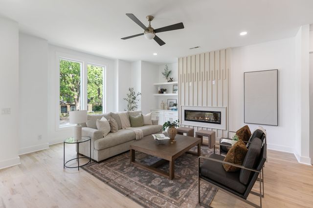 1213 Montgomery Ave, Nashville, TN 37207