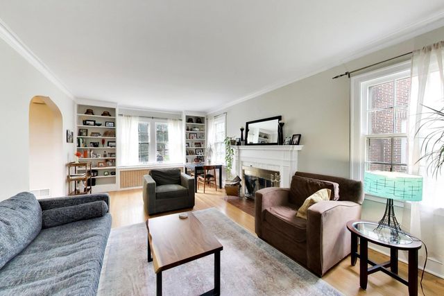 3115 Park Place, Evanston, IL 60201