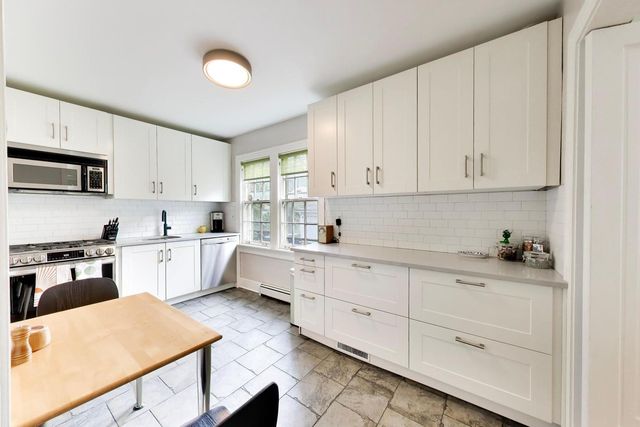 3115 Park Place, Evanston, IL 60201