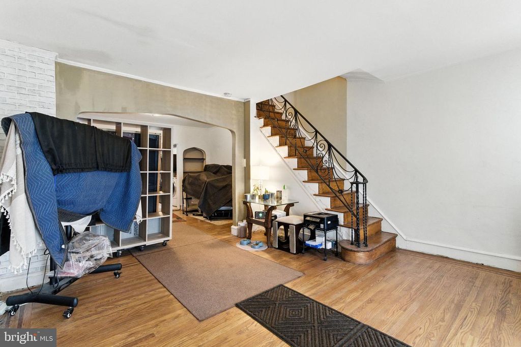 1832 W ALBANUS ST, Philadelphia, PA 19141