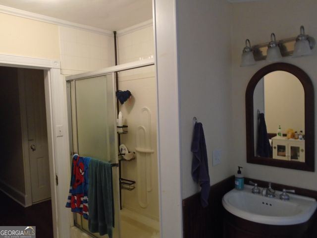 149 Holmes Street, Barnesville, GA 30204