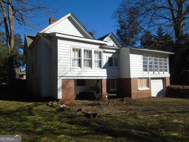 149 Holmes Street, Barnesville, GA 30204