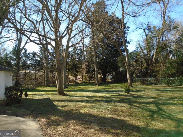 149 Holmes Street, Barnesville, GA 30204