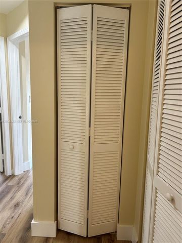 15851 SW 10th St 15851, Pembroke Pines, FL 33027