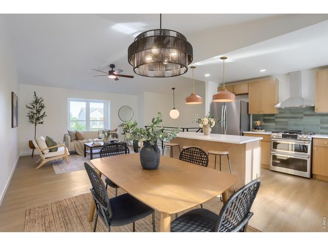 275 S Buchanan Cir, Louisville, CO 80027