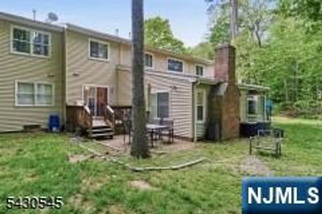 113 Saratoga Square, Wayne, NJ 07470