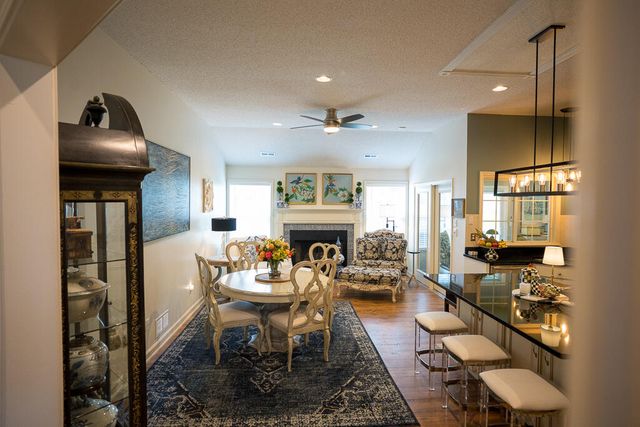 4421 GLEN EAGLE DR, Columbia, MO 65203