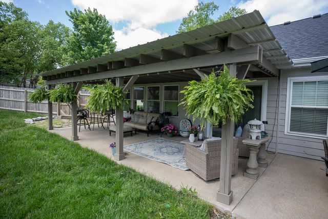 4421 GLEN EAGLE DR, Columbia, MO 65203