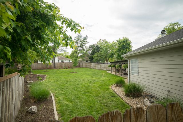 4421 GLEN EAGLE DR, Columbia, MO 65203