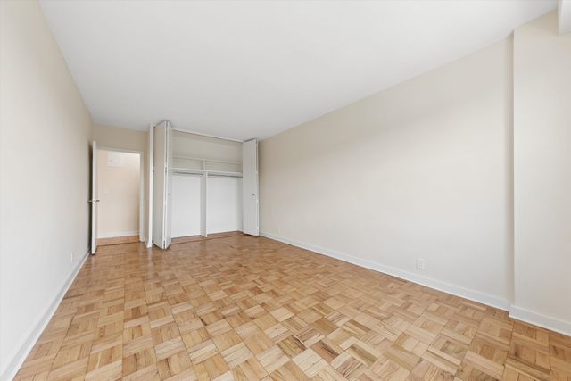 2400 Johnson Ave Apt 2D, New York City, NY 10463