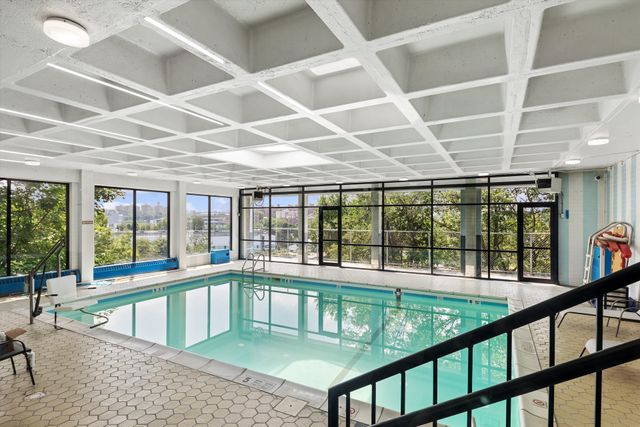 2400 Johnson Ave Apt 2D, New York City, NY 10463