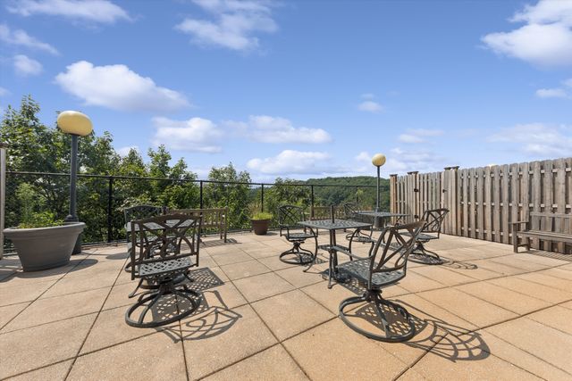 2400 Johnson Ave Apt 2D, New York City, NY 10463