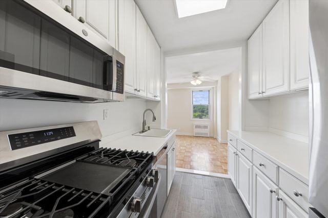 2400 Johnson Ave Apt 2D, New York City, NY 10463