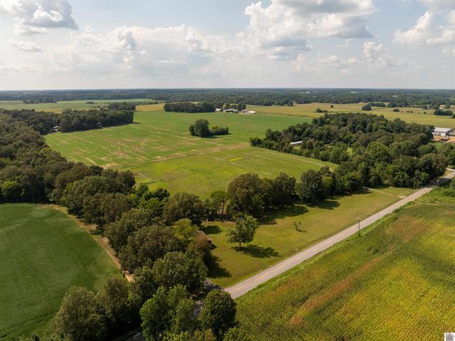 2585 Crossland Road, Murray, KY 42071