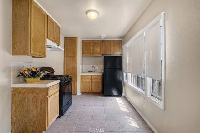 7319 S Normandie, Los Angeles, CA 90044