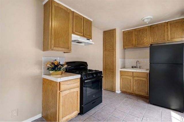 7319 S Normandie, Los Angeles, CA 90044