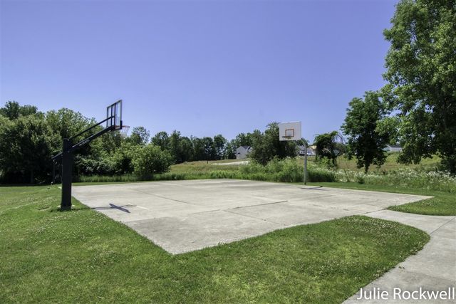 473 Orchard Drive, Rockford, MI 49341