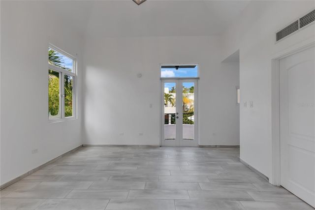 16 CALLE PALMA DE COCO, Dorado, PR 00646