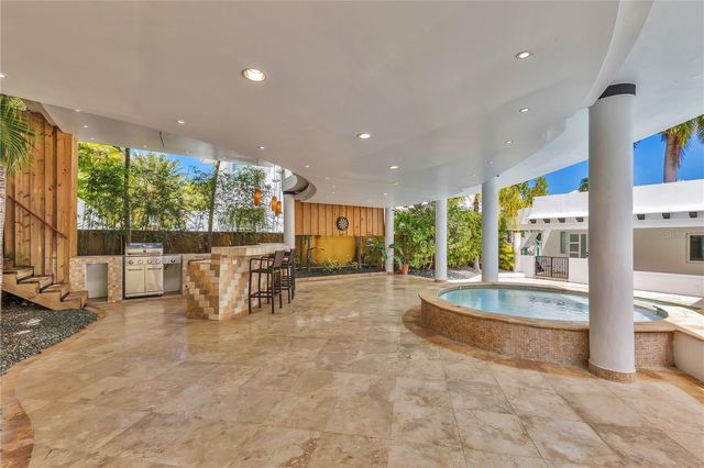 16 CALLE PALMA DE COCO, Dorado, PR 00646