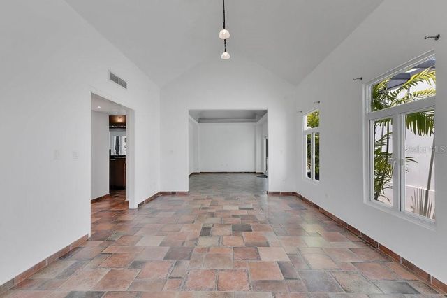 16 CALLE PALMA DE COCO, Dorado, PR 00646