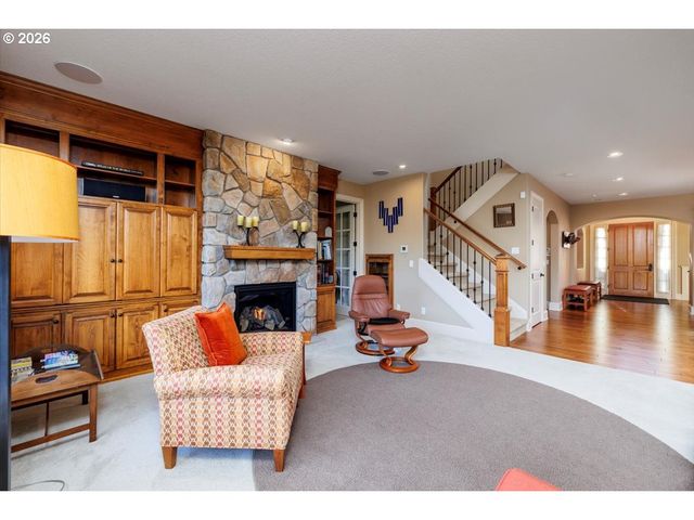 5511 FIELDSTONE Ct, Lake Oswego, OR 97035