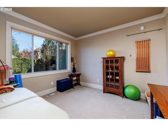 5511 FIELDSTONE Ct, Lake Oswego, OR 97035