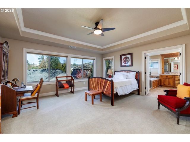 5511 FIELDSTONE Ct, Lake Oswego, OR 97035