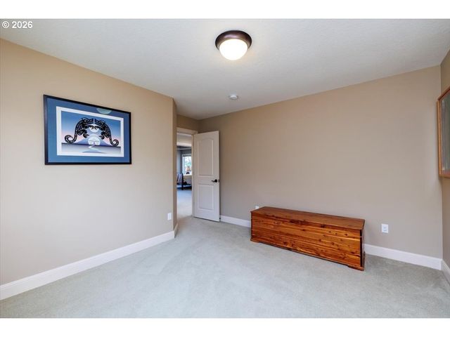 5511 FIELDSTONE Ct, Lake Oswego, OR 97035