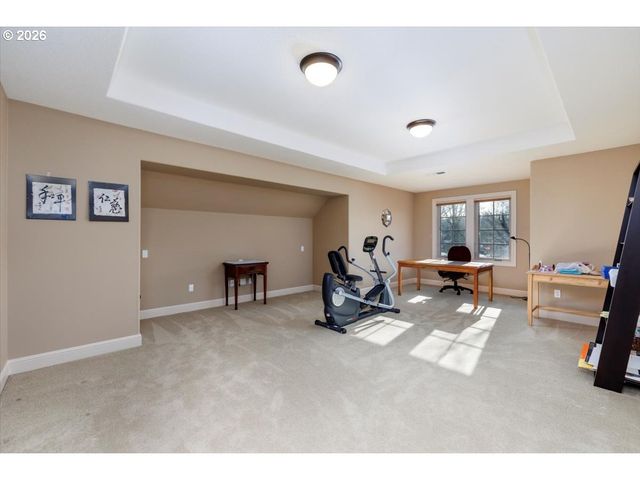 5511 FIELDSTONE Ct, Lake Oswego, OR 97035