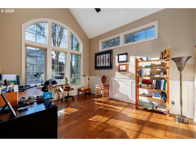 5511 FIELDSTONE Ct, Lake Oswego, OR 97035