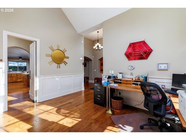 5511 FIELDSTONE Ct, Lake Oswego, OR 97035