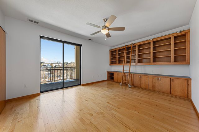 101 Saint Olaf Avenue 312, Northfield, MN 55057