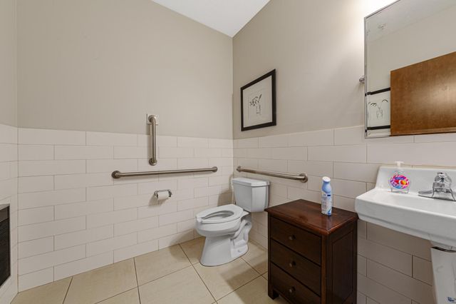 101 Saint Olaf Avenue 312, Northfield, MN 55057