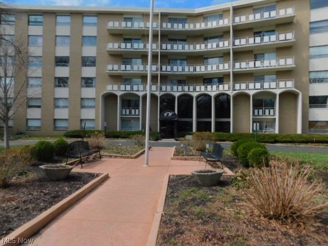 3400 Wooster Road 618, Rocky River, OH 44116