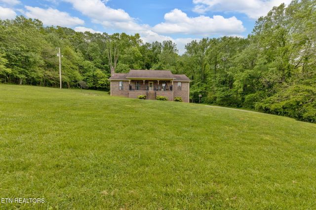 243 Bunch Lane, Clinton, TN 37716