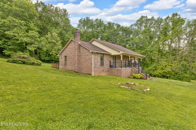 243 Bunch Lane, Clinton, TN 37716