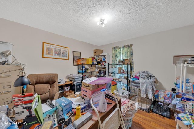 243 Bunch Lane, Clinton, TN 37716