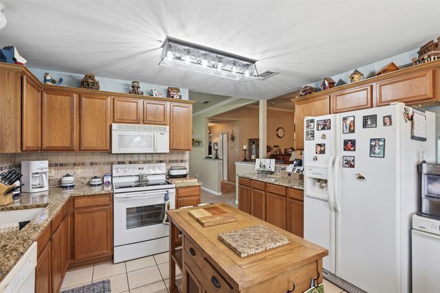 2732 Rawhide Court, Haslet, TX 76052