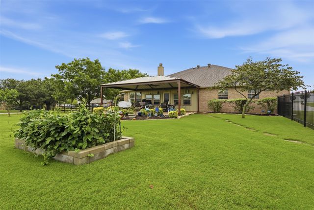 2732 Rawhide Court, Haslet, TX 76052